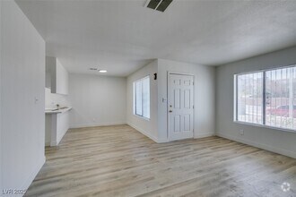 Building Photo - 6932 Kilgore Dr