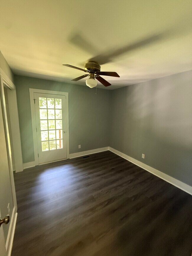 Foto del edificio - 3117 Barnsley Ln