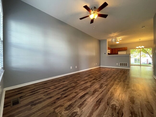 Building Photo - 1251 Hall Ln