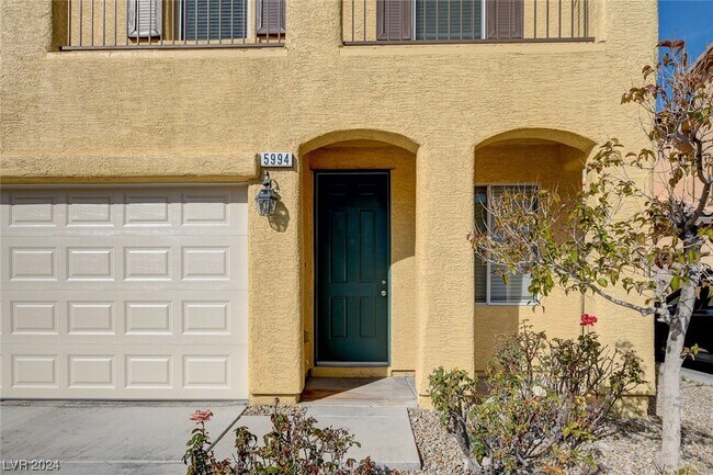 Building Photo - 5994 Secret Island Dr