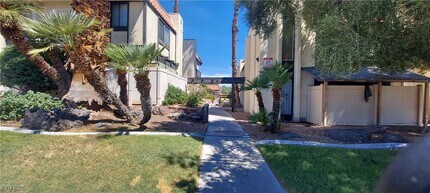 Building Photo - 1420 E Vegas Valley Dr