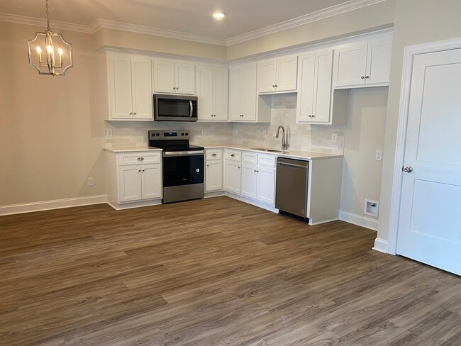 Foto del edificio - 703 Henry Ln