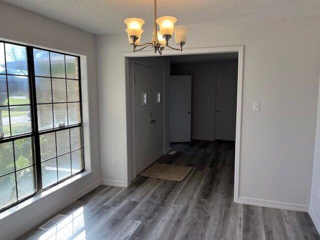 Building Photo - Welcome to this newly remodeled 4-bedroom,...