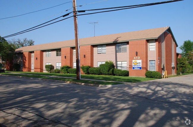 Building Photo - Springhill Apartments