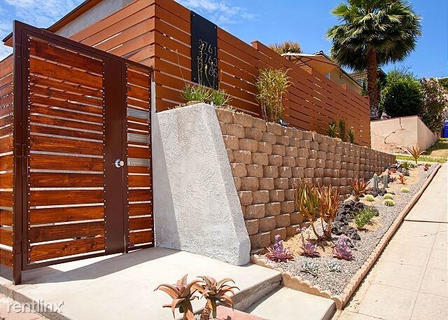 Foto del edificio - 2 br, 1 bath Apartment - 2765 G St