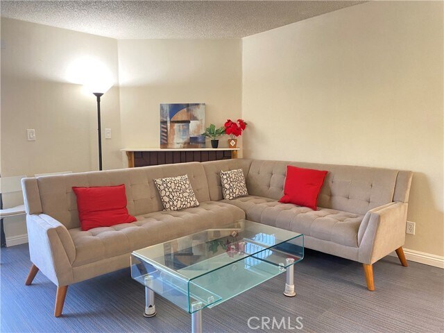 Foto del edificio - 5128 Rosemead Blvd