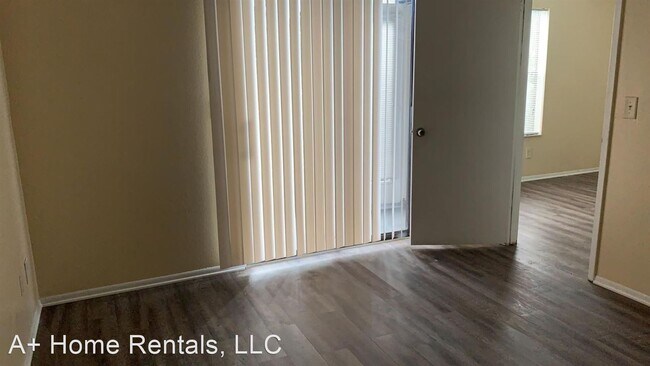 Building Photo - 1 br, 1 bath House - 2031 Cascades Blvd Un...