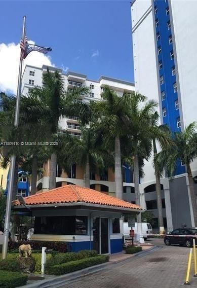 Foto del edificio - 5077 NW 7th St