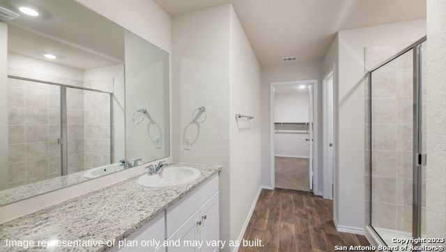 Foto del edificio - Charming 4-Bedroom Home in Redbird Ranch- Section 8 Accepted