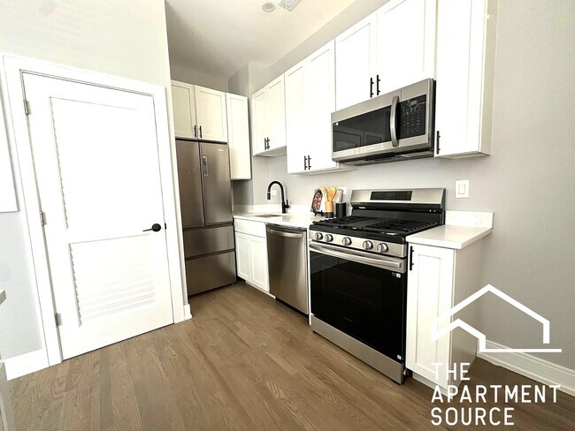 Foto del edificio - 3830 N Wilton Ave