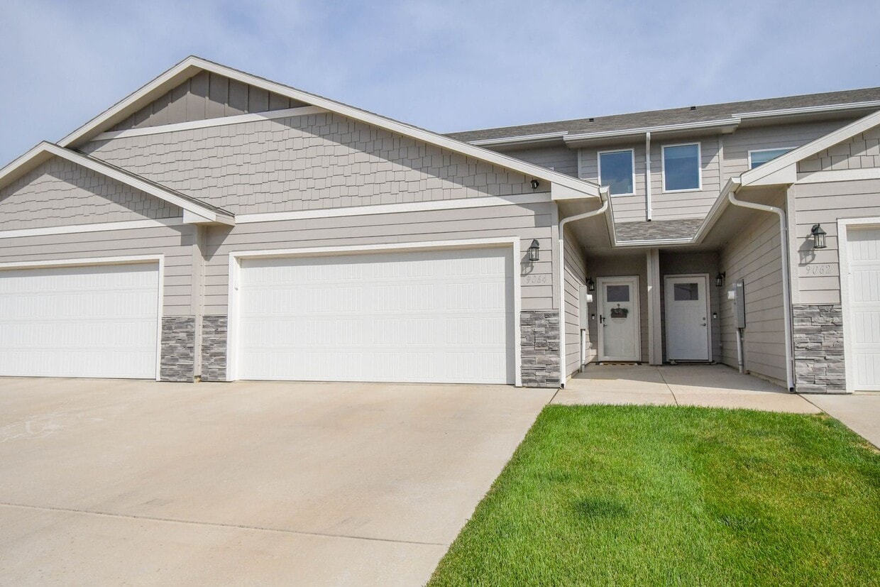 Foto principal - 9064 W Ark Pl