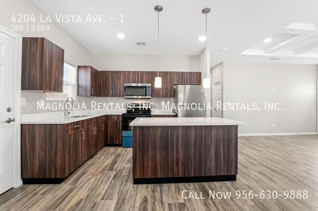 Building Photo - 4204 La Vista Ave