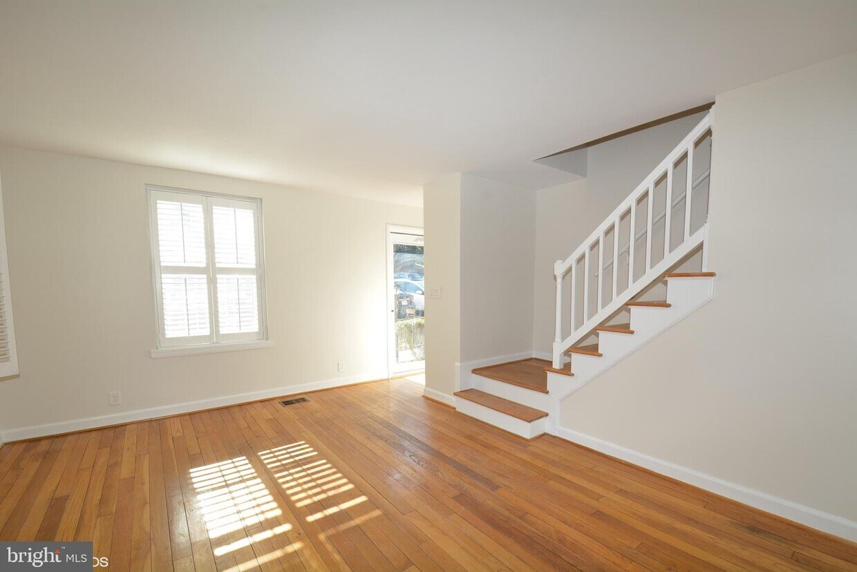 Foto principal - 2800 S Columbus St