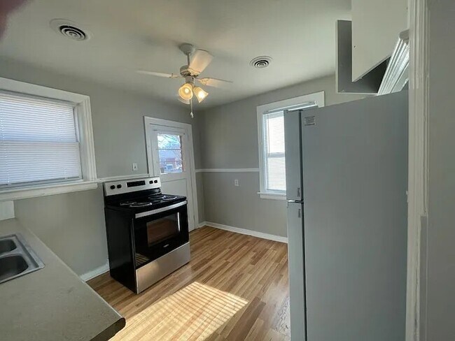 Foto del edificio - 3609 Edgeton Cir