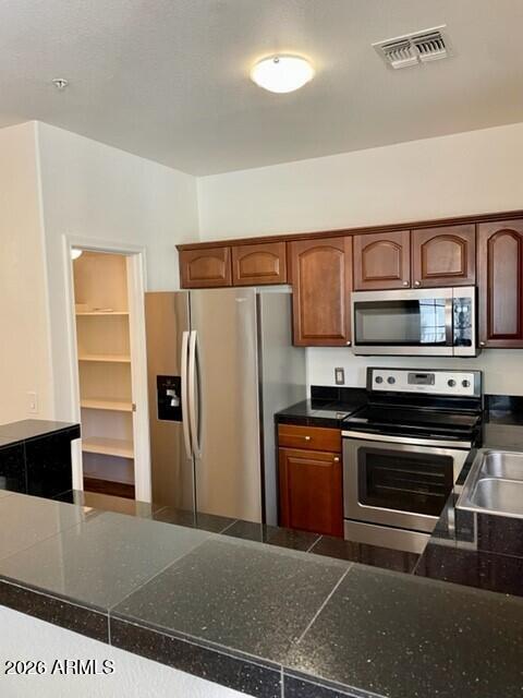 Building Photo - 2401 E Rio Salado Pkwy