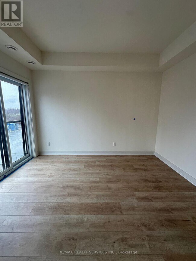 Photo du bâtiment - 16 Melbourne Ave