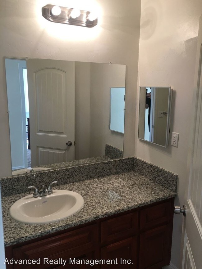 Foto del edificio - 5535 St Andrews Crescent