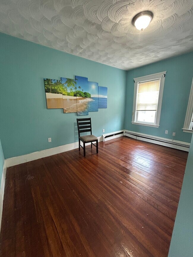 Bedroom 1 - 109 Ferry St