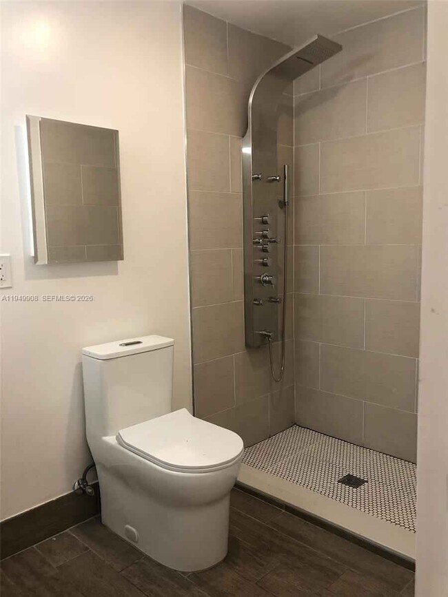 Foto del edificio - 8000 NW 12th Pl