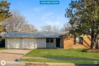 Building Photo - 3533 Princeton Dr