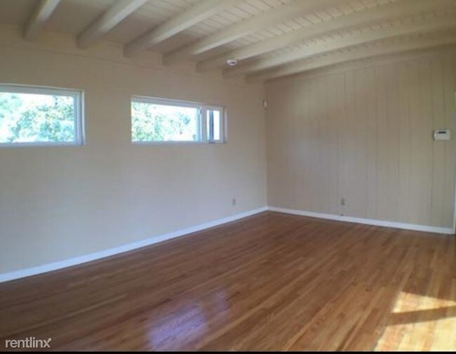 Foto del edificio - 3 br, 2 bath House - 5150 Sunnyside Drive