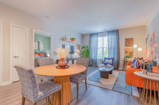 Foto del edificio - The Alaire Twinbrook Station Apartments