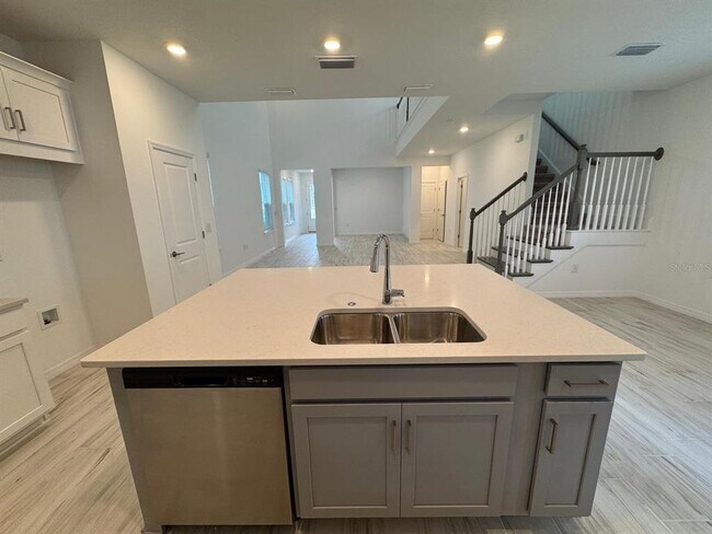 Foto del edificio - 12767 Harvest Rain Ave