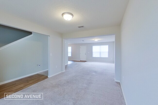 Foto del edificio - 29 Rockwell Ln
