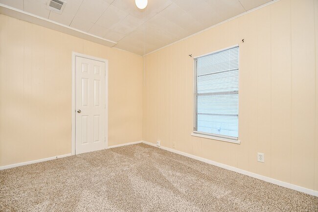 Foto del edificio - 225 17th Ave N