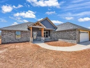 Building Photo - 409 Bobwhite Rd