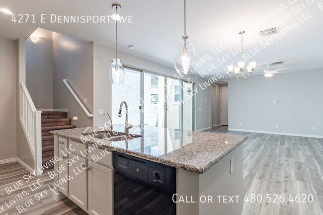 Building Photo - 4271 E Dennisport Ave