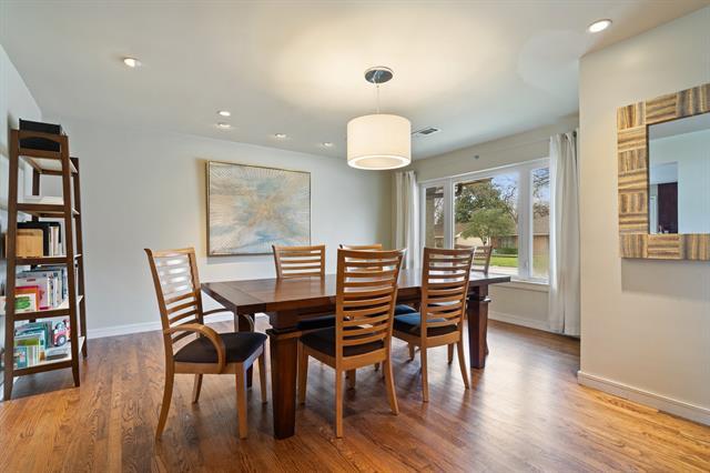 Building Photo - 7418 Fenton Dr