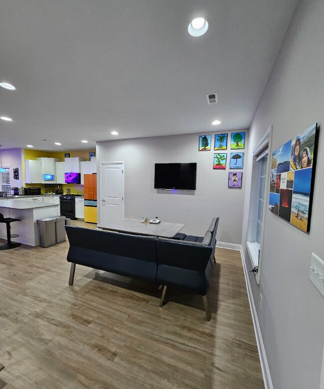 Foto del edificio - 116 Deerberry Ln