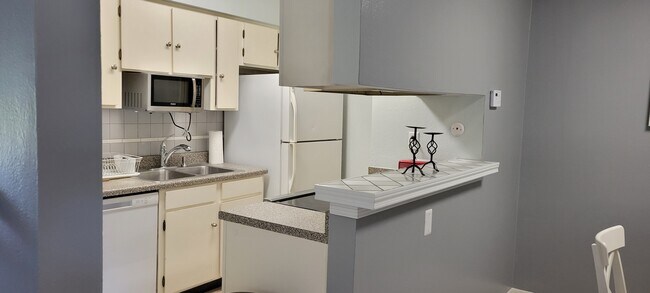 Foto del edificio - 1903 Hidden Way