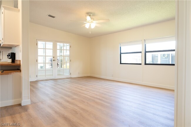 Foto del edificio - 1462 Gulf Coast Dr