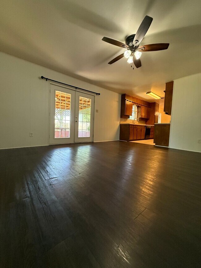 Building Photo - Adorable 3 bedroom, 2 bath home in Aledo