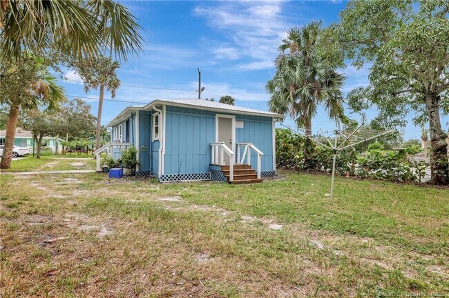 Foto del edificio - 922 SE Bayou Ave