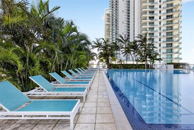 Foto del edificio - 888 Biscayne Blvd