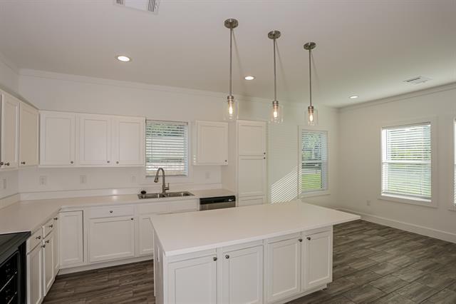 Foto del edificio - 4330 Fernwood Ave