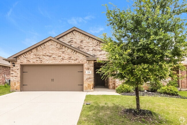 Building Photo - 710 Meadow Wood Ln