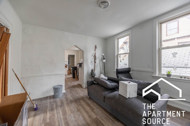 Foto del edificio - 1626 N Fairfield Ave