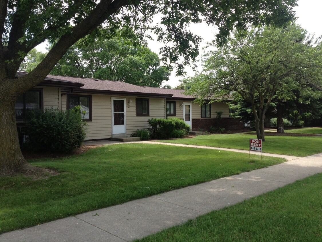 Primary Photo - 2076 Townline Rd