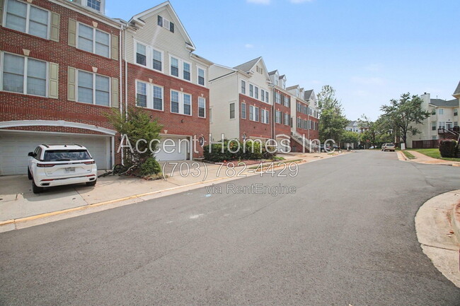 Photo - 20864 Pitt Terrace Townhome