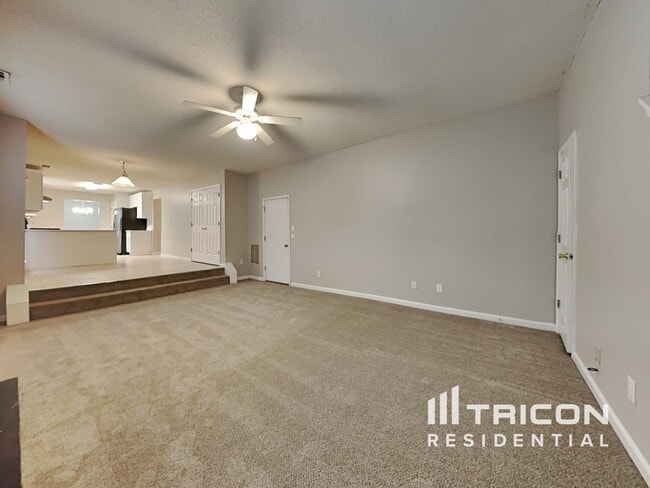 Building Photo - 390 Cascade Rise Ct SW