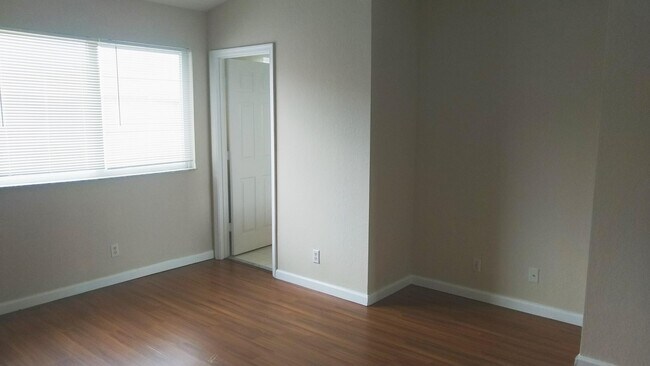 Foto del edificio - 8052 Big Pine Way