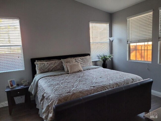 Foto del edificio - 5083 Moss Creek Way