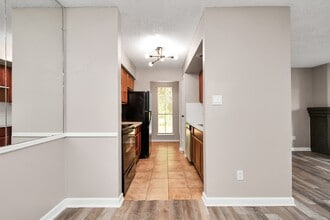 Building Photo - 1505 Ward Rd