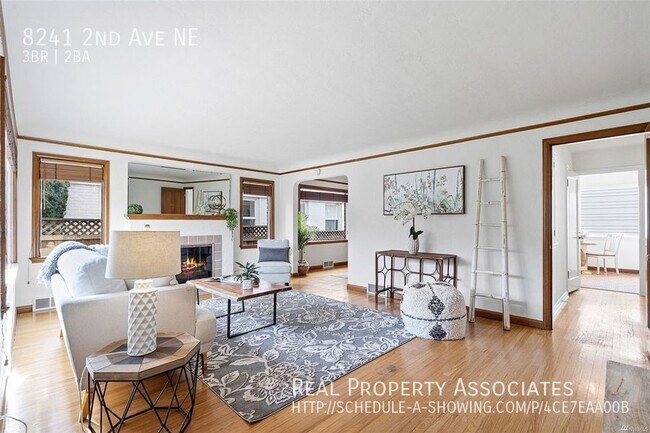 Building Photo - Maple Leaf Home