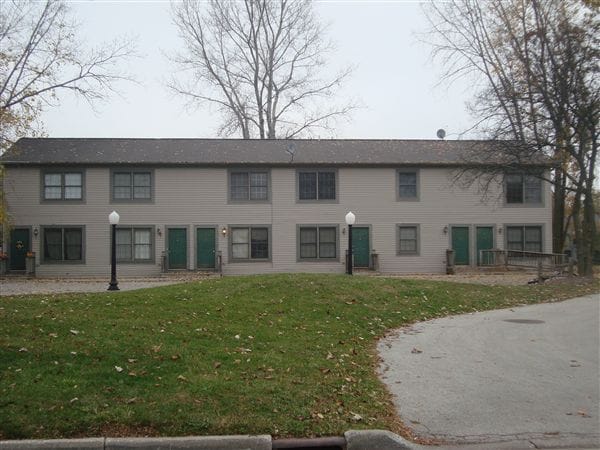 Building Photo - 6250 Normandy Dr