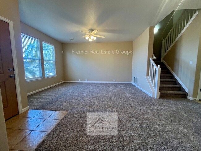 Foto del edificio - 3968 Diamond Ridge View